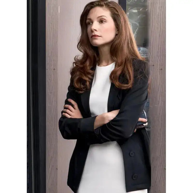 Christina Yellowstone Katherine Cunningham Blazer